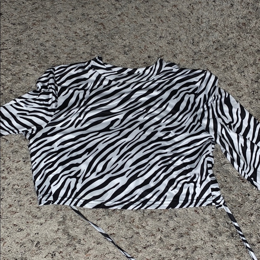 Zebra crop top